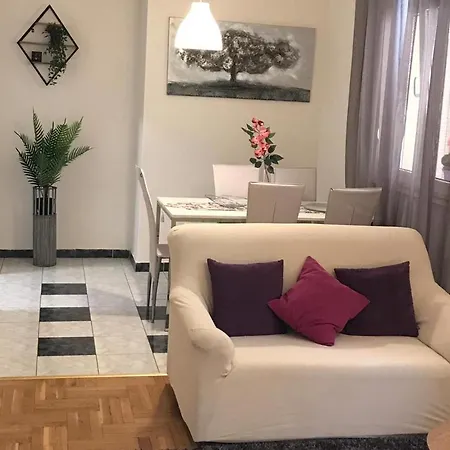 Seaside Apartman *